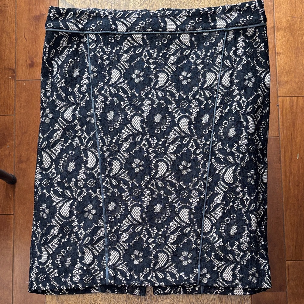 Express Black and Cream Lace Pencil Skirt